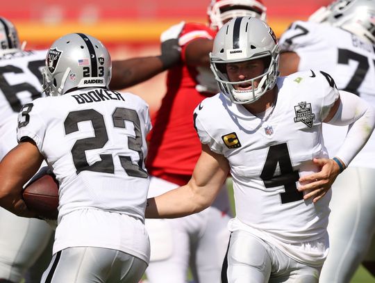Derek Carr Captures First Win In Kansas City; Raiders Ride Into Bye 3-2 Handing Super Bowl Champion Chiefs First Loss, 40 - 32. 