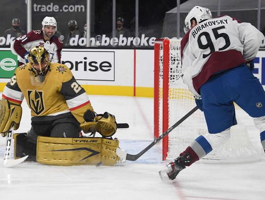 Fleury Blanks the Avs in First of Four Straight Meetings