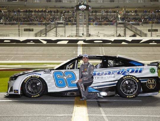 Las Vegas native Noah Gragson set to make NASCAR Cup Series debut