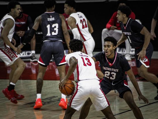 Runnin Rebels Fight to the Very End, Losing to Fresno State 64-67