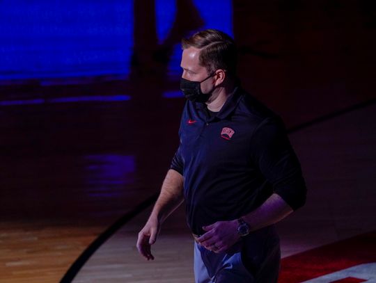 T.J. Otzelberger Leaves UNLV Basketball For Iowa State: What's Next? 