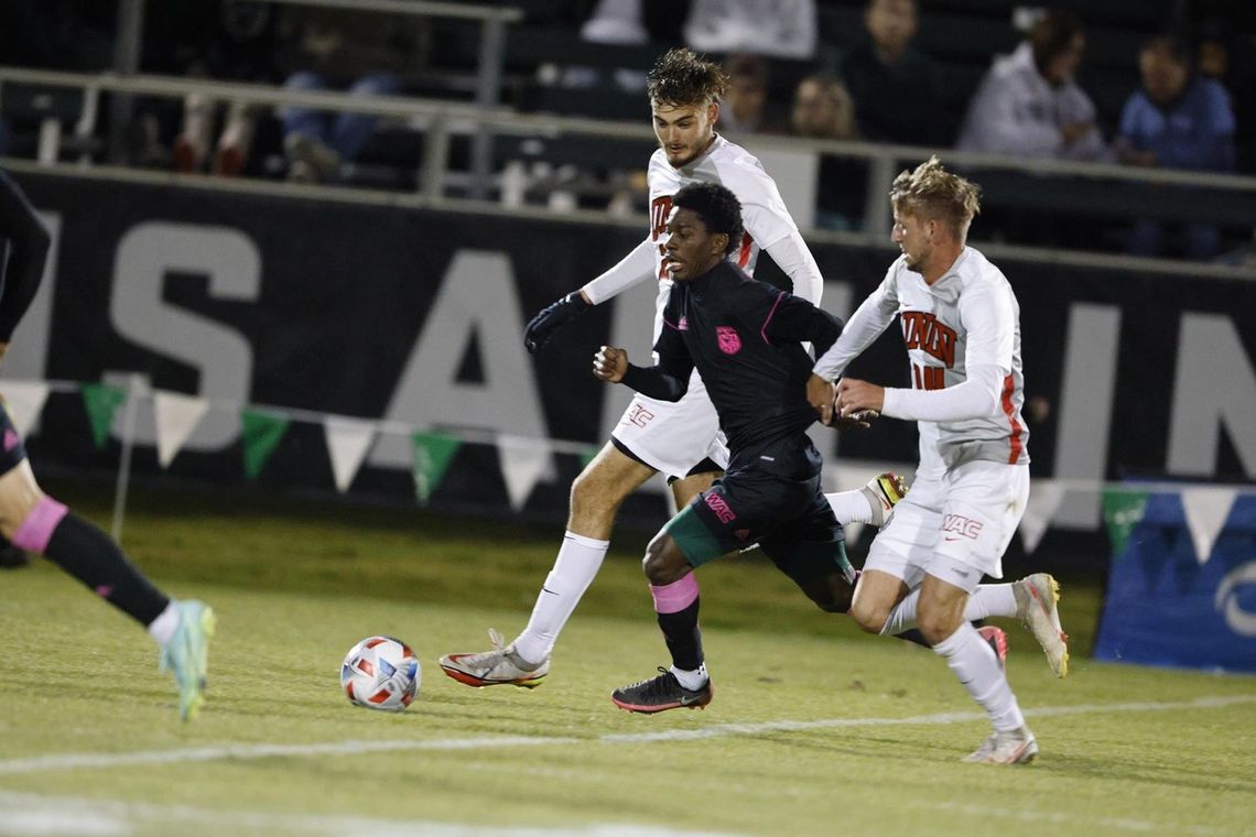 A Recap of the UNLV Mens' and Women's Soccer Weekends