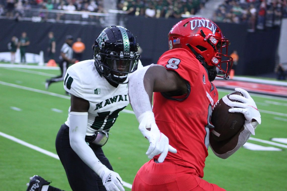 Charles Williams Legendary UNLV Career Continues As He Carries UNLV To Another Win; 27-13 Over Hawaii Rainbow Warriors